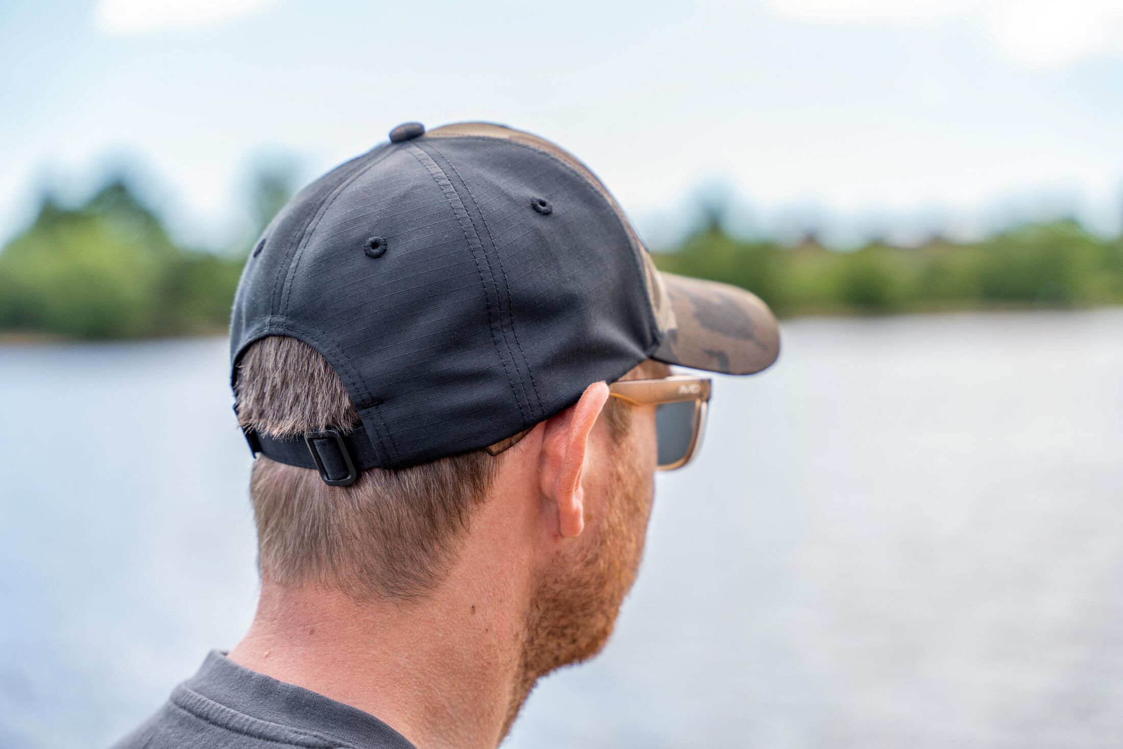 Avid Distortion Dark-Camo Hybrid Cap – Obrázok 3