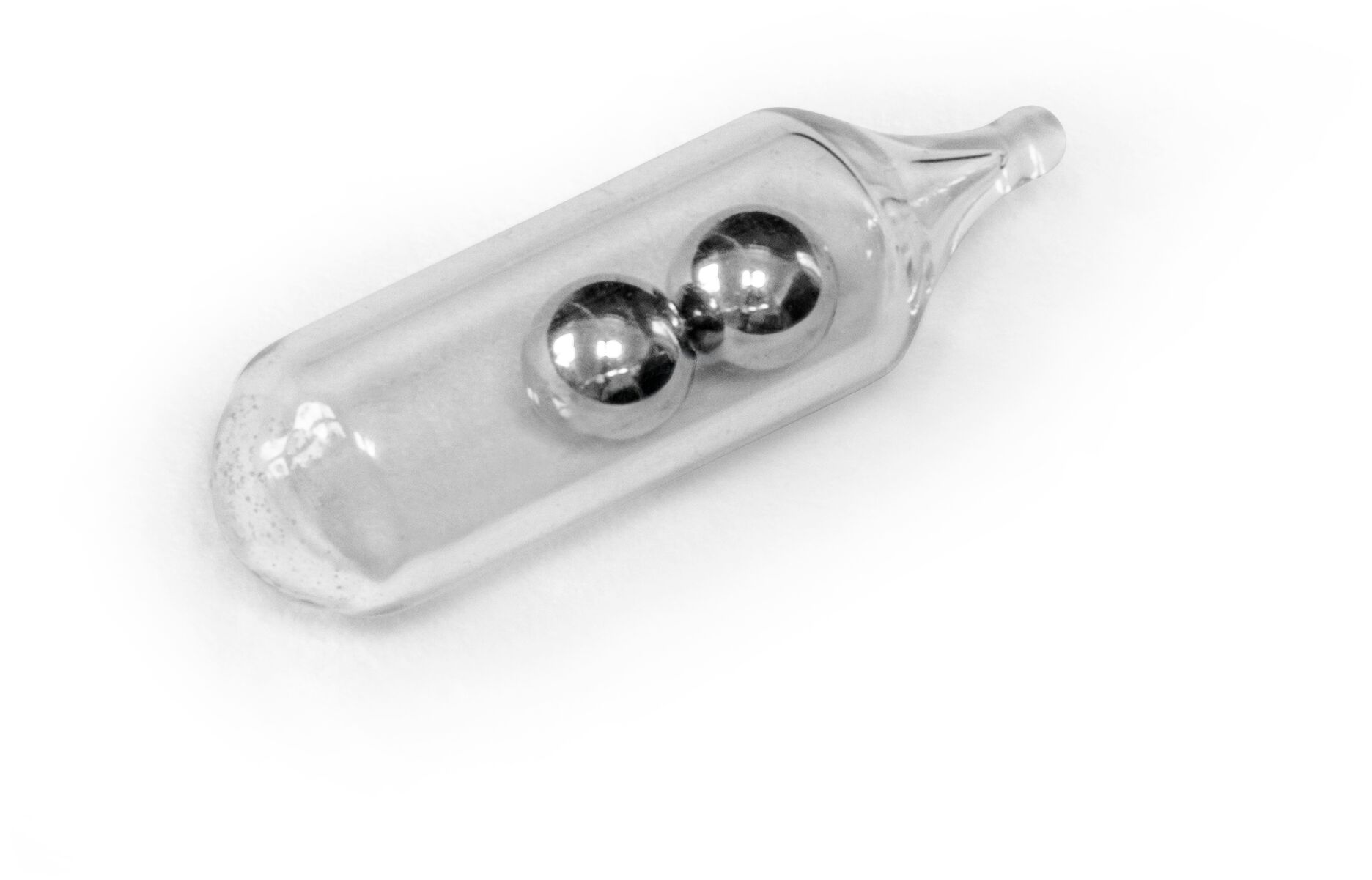 Black Cat Glass Rattle 6mm – Obrázok 2