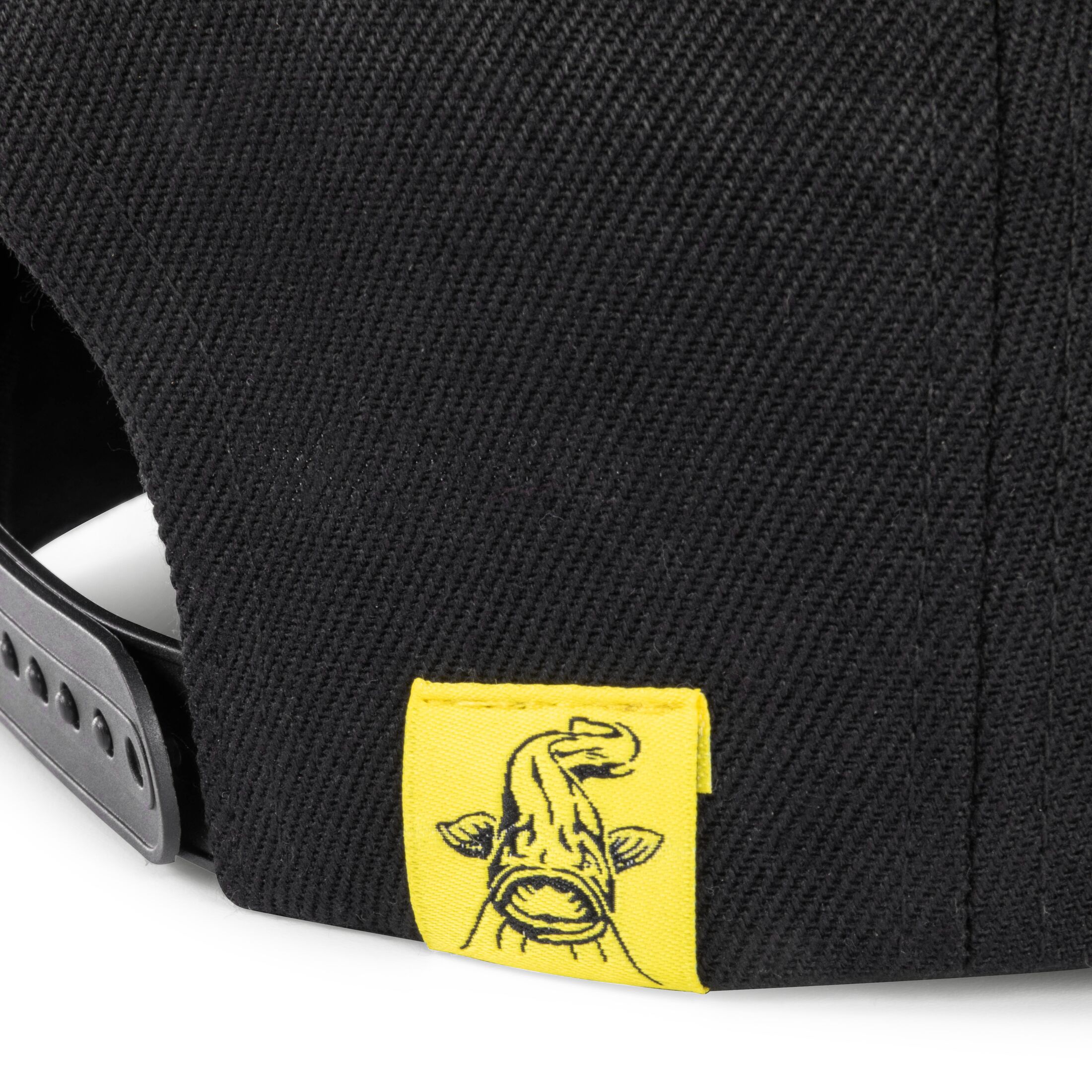Black Cat Black Flat Peak Cap – Obrázok 3