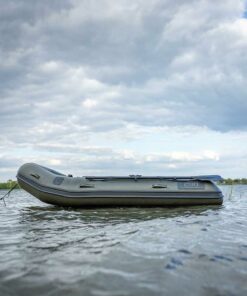 Alternative view of Fox 290 X Boat