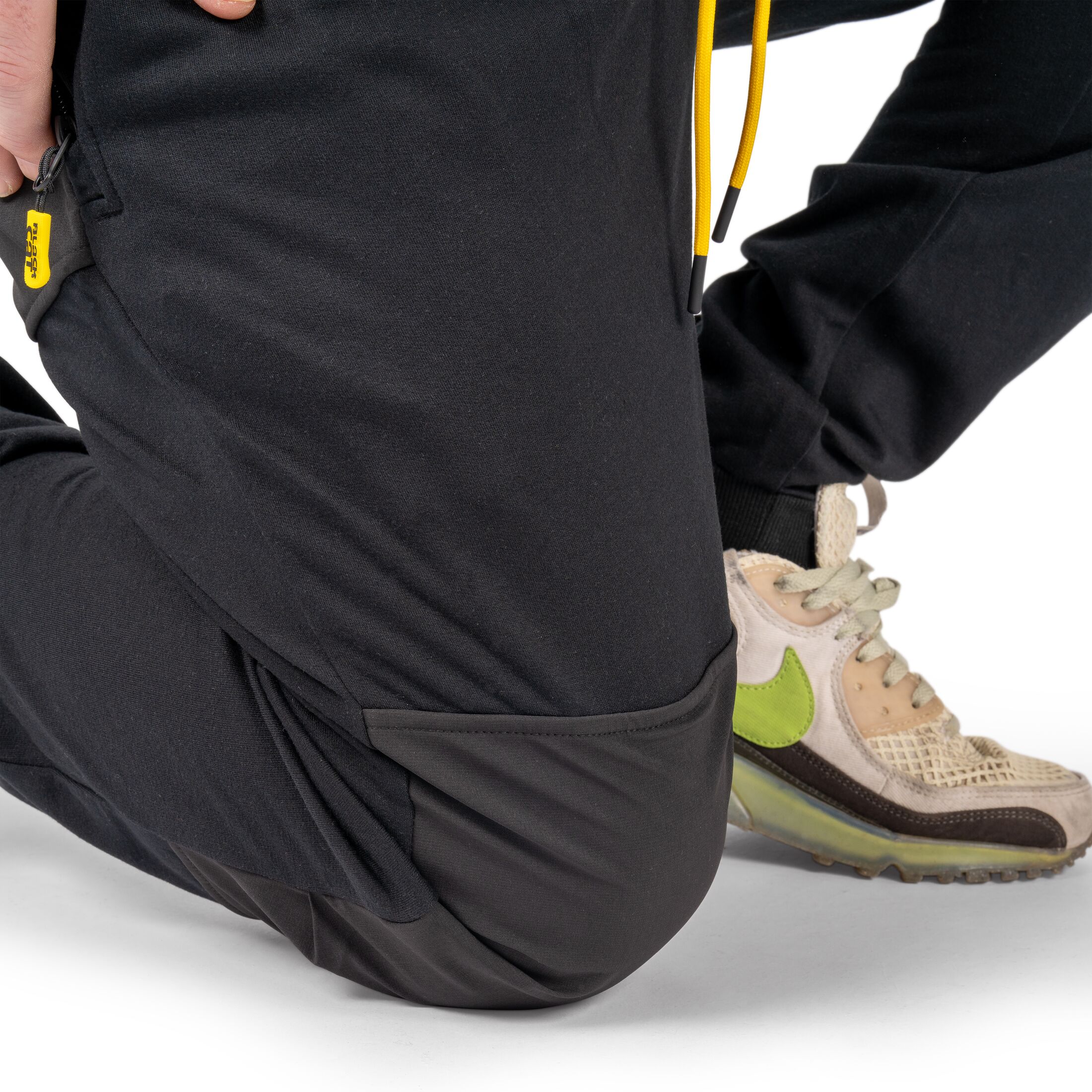 Black Cat HD Joggers XXL – Obrázok 3